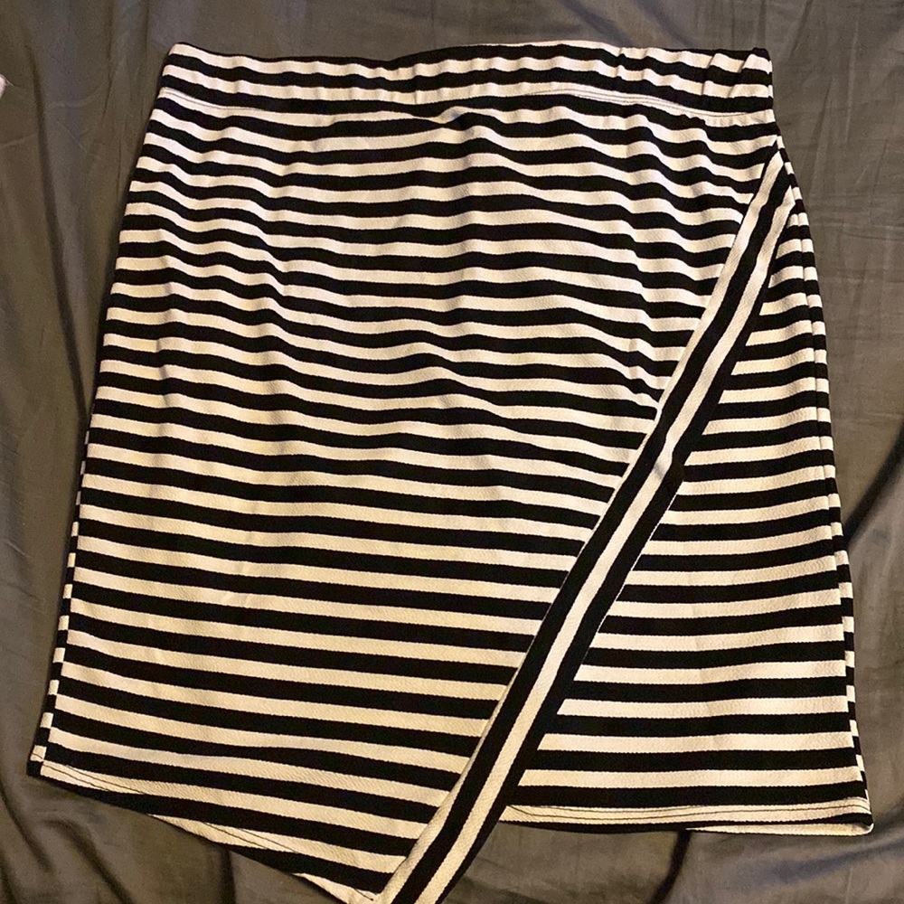 Rue 21+ Black and white striped pencil skirt